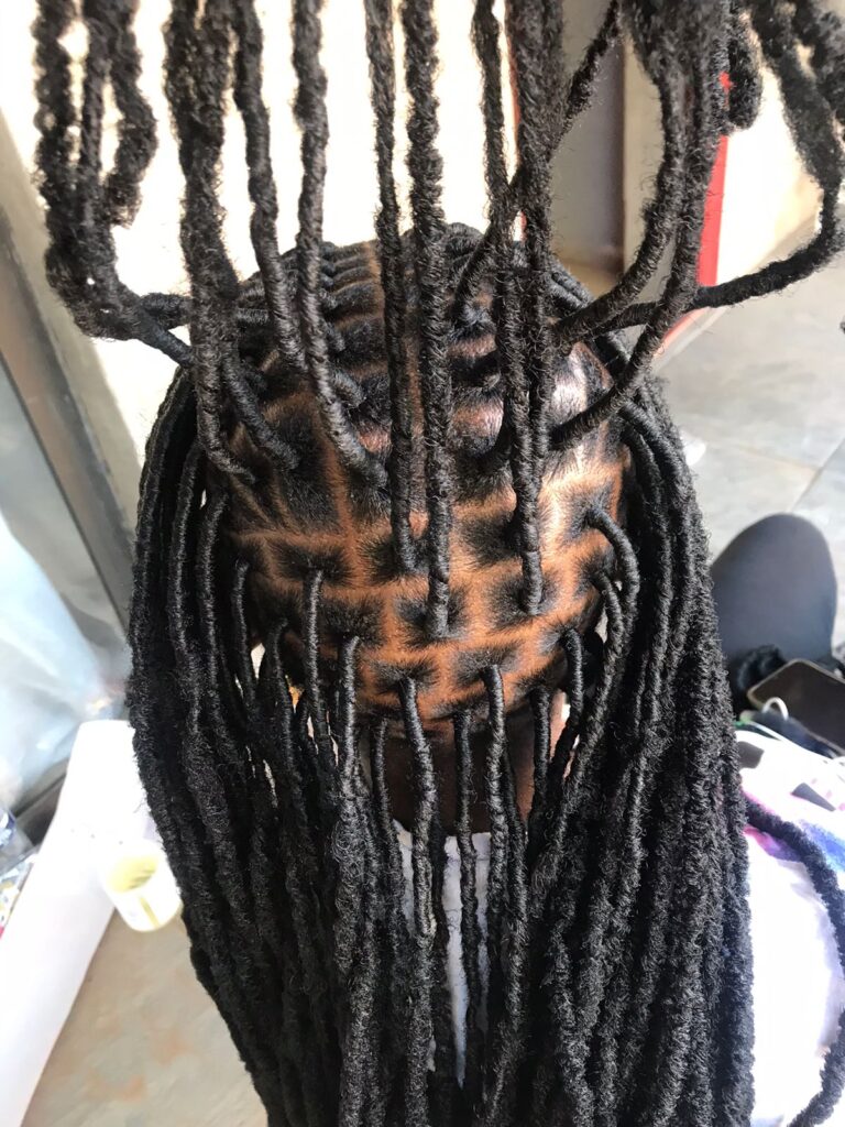 good looking lady fox locs